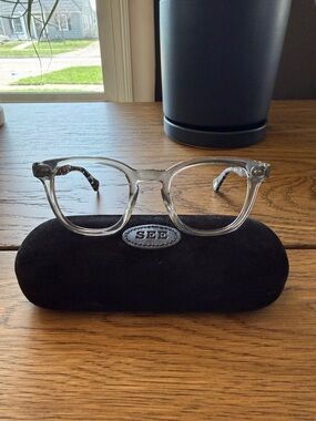 SEE 5637 C2495 Made in Japan